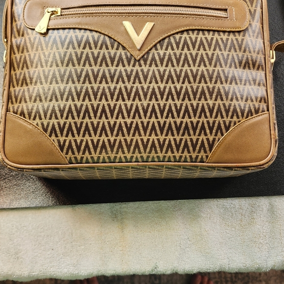 Mario Valentino vintage crossbody bag GUC - Picture 3 of 16